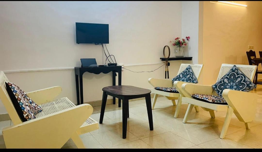 Goa Suites Holiday Home กาลังกูติ ภายนอก รูปภาพ