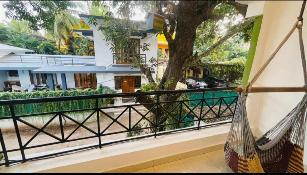 Goa Suites Holiday Home กาลังกูติ ภายนอก รูปภาพ