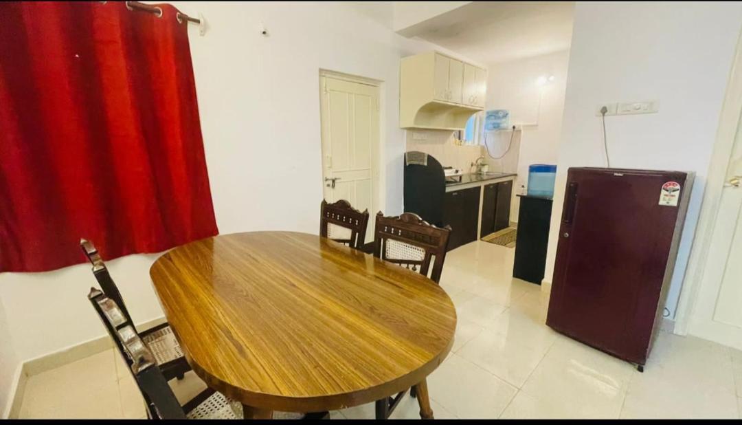 Goa Suites Holiday Home กาลังกูติ ภายนอก รูปภาพ